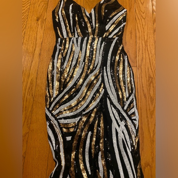 Sequin dress mid length - Picture 5 of 9